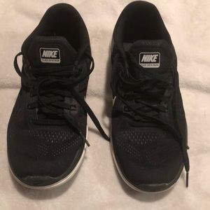Nike 2016 Flex Run Size 7.5